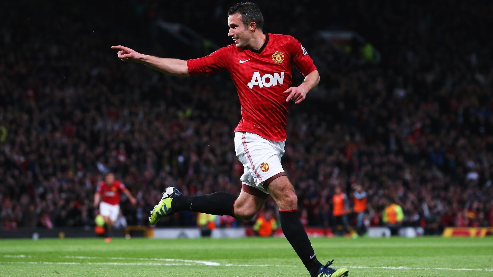 专家建议加强足球基础设施建设，深化足球改革方案